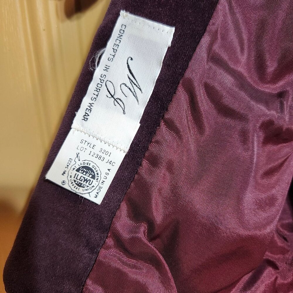 Vintage 80s Women's Size 4 Velvet Cropped Blazer Eggplant Purple USA Union Made - Picture 4 of 8